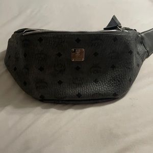 Cross Body Fannie Pack